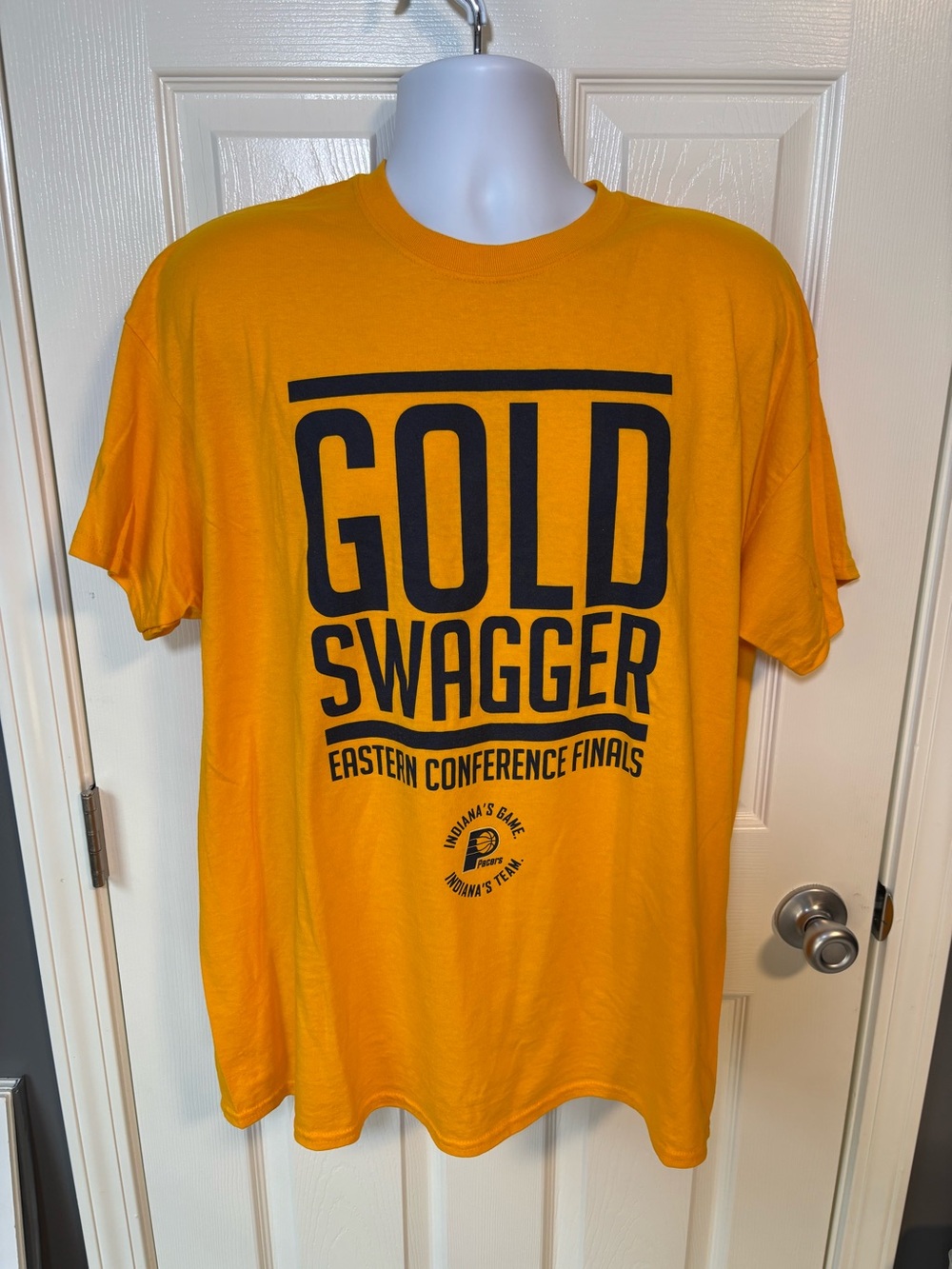NBA Indiana Pacers Gold Swagger Eastern Conference Finals T-shirt size XL